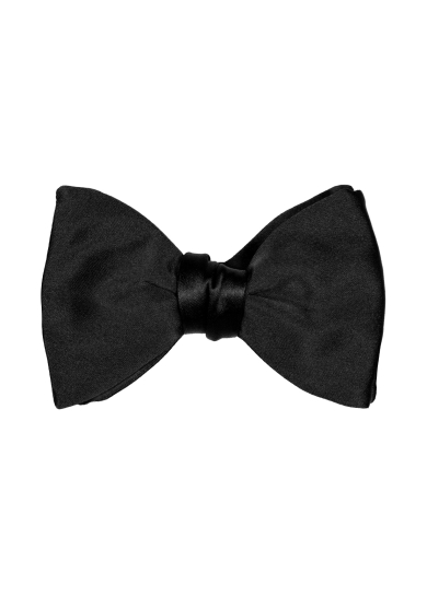 BLACK SILK BOW TIE