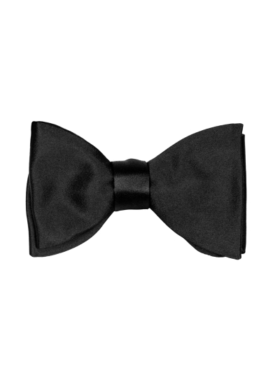 BLACK SILK SIZED BOW TIE