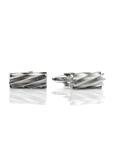 GROOVED CHROME CUFF LINK